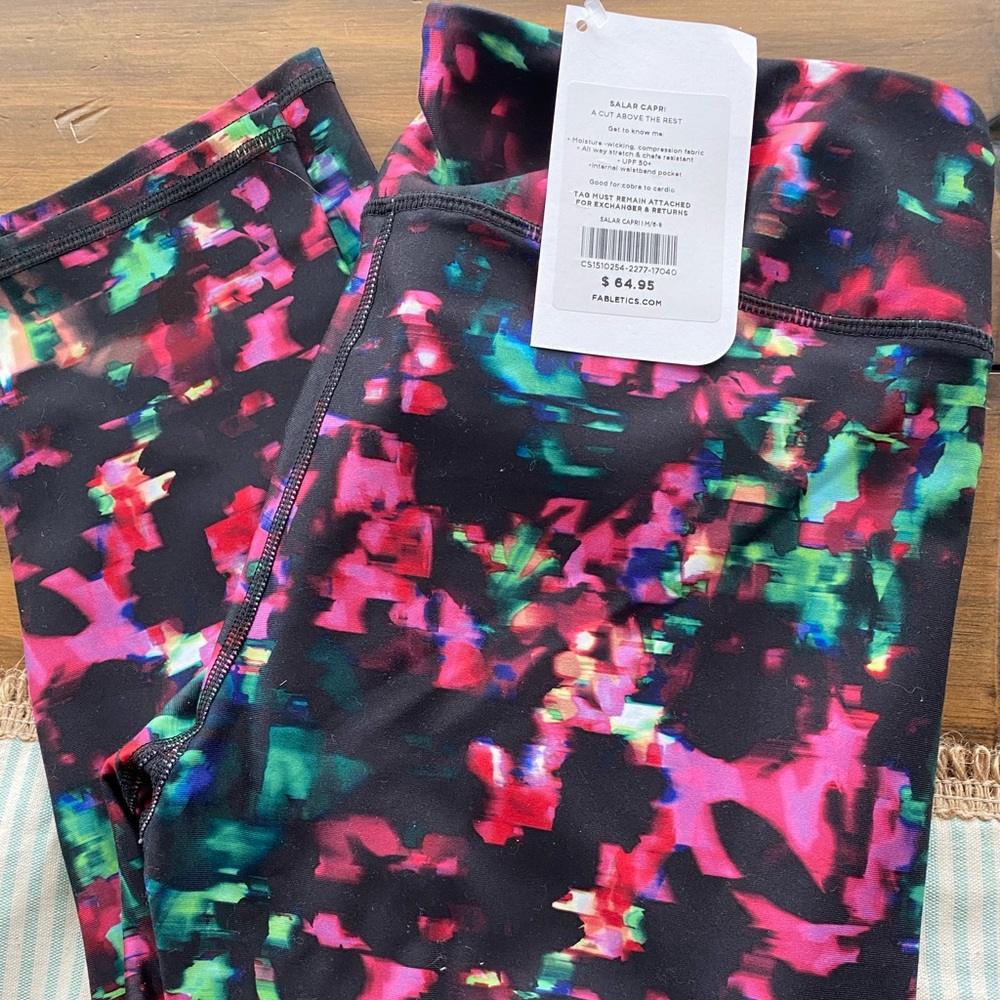 Fabletics cropped leggings